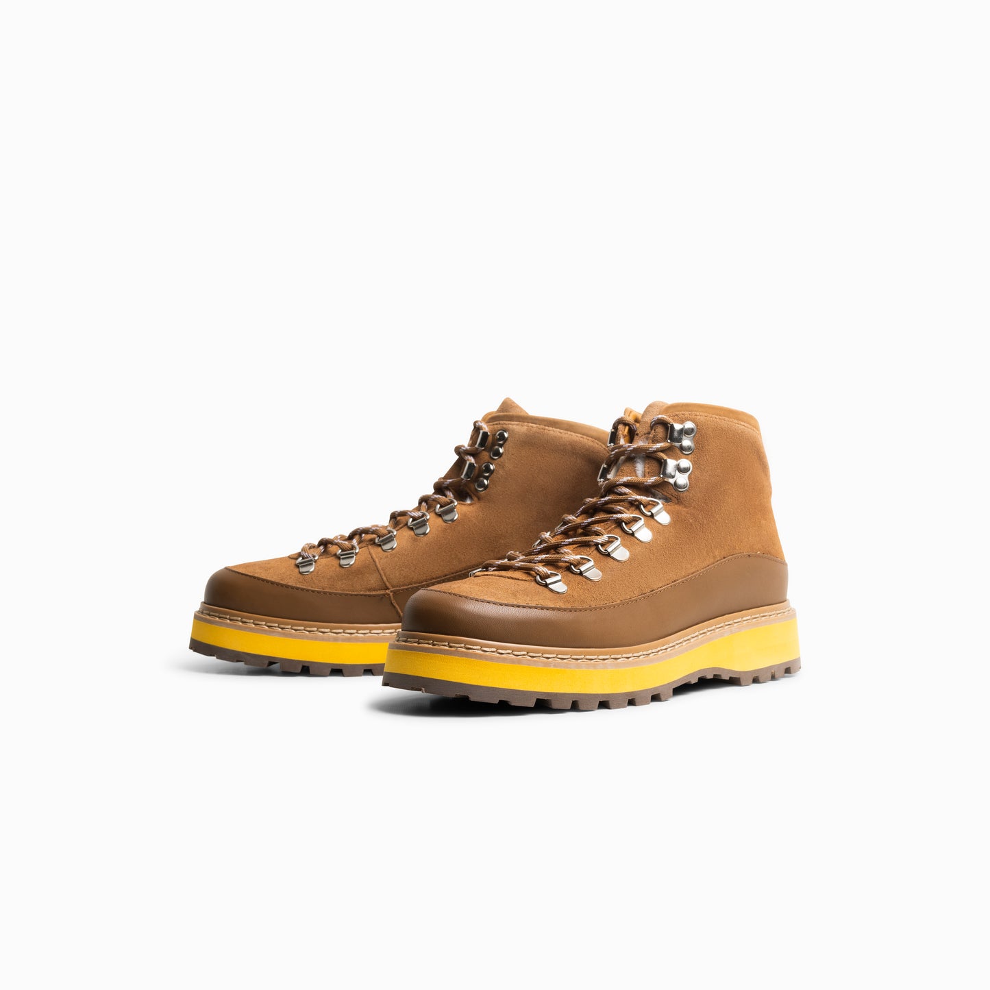 W's Core Cap Suede, Cognac Yellow