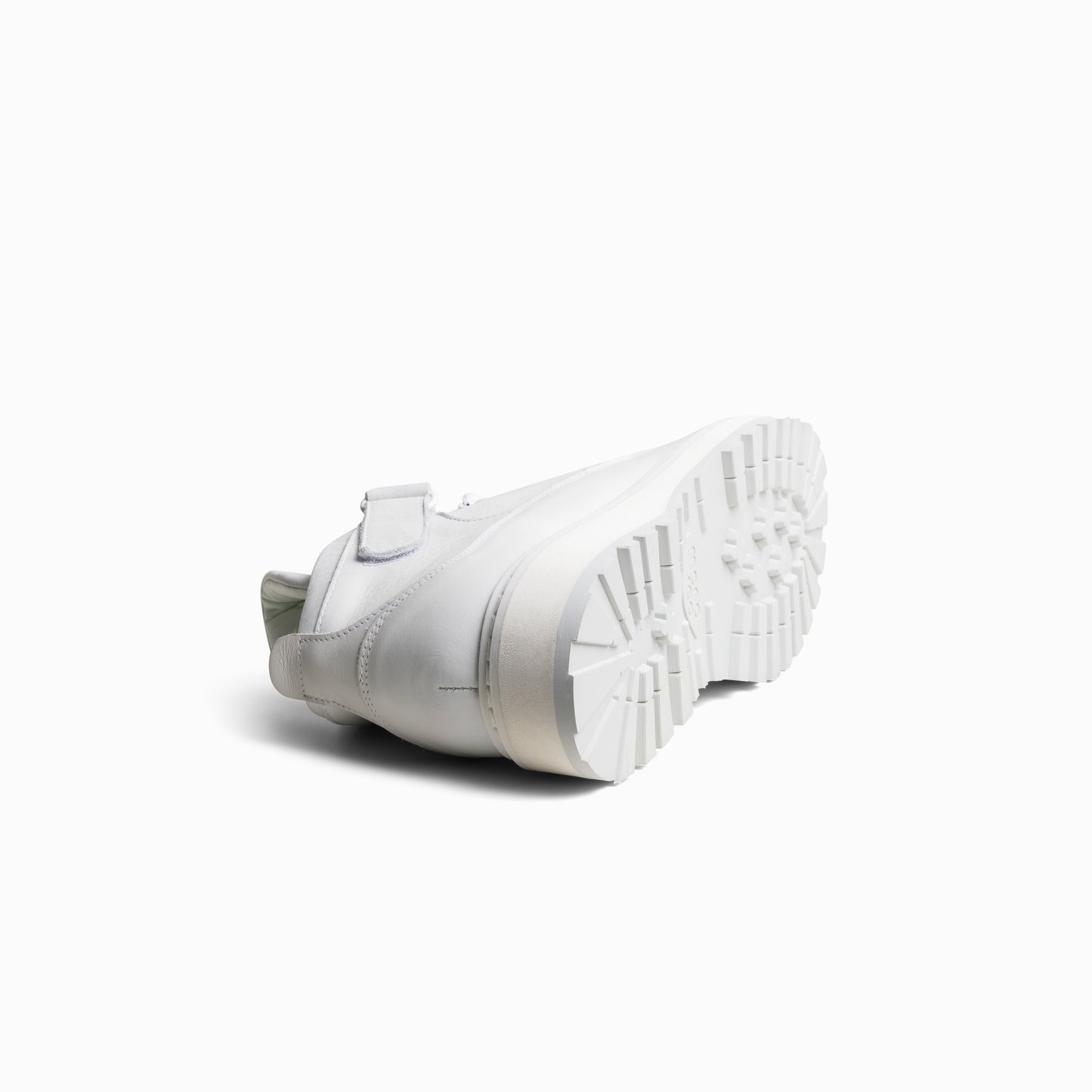 W's Varde, White