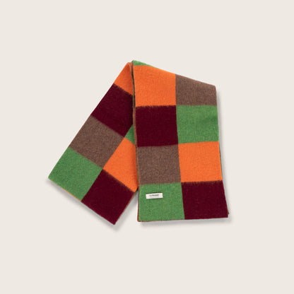 Scarf, Apple