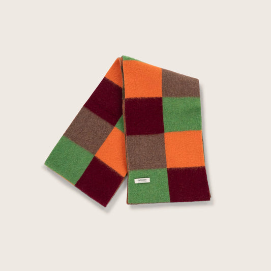 Scarf, Apple
