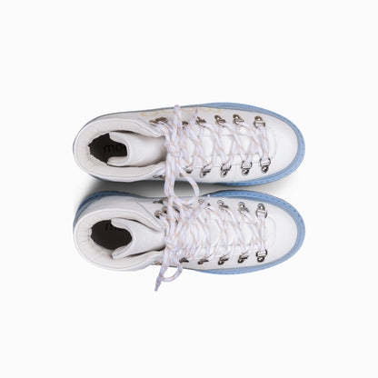 W's Vidda, White Light Blue