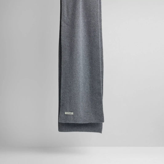 Scarf, Smoke