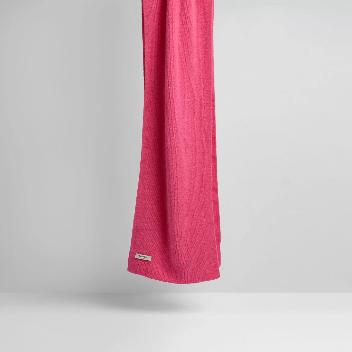 Scarf, Bubblegum