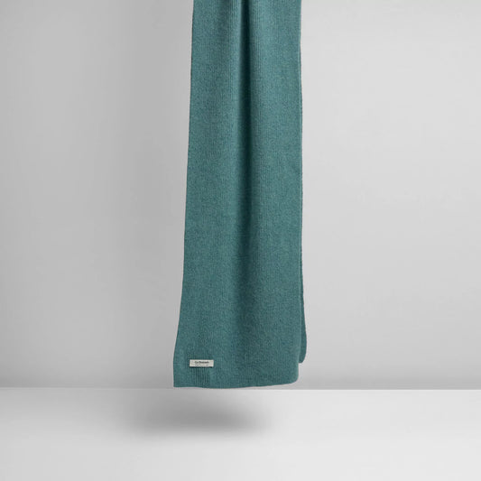 Scarf, Basil