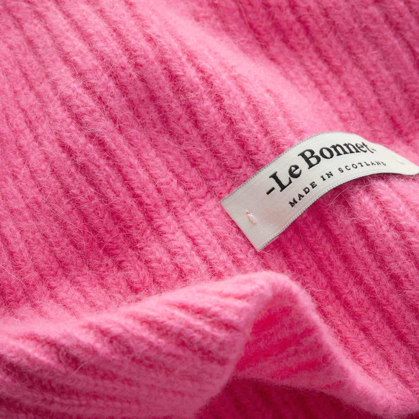 Scarf, Bubblegum