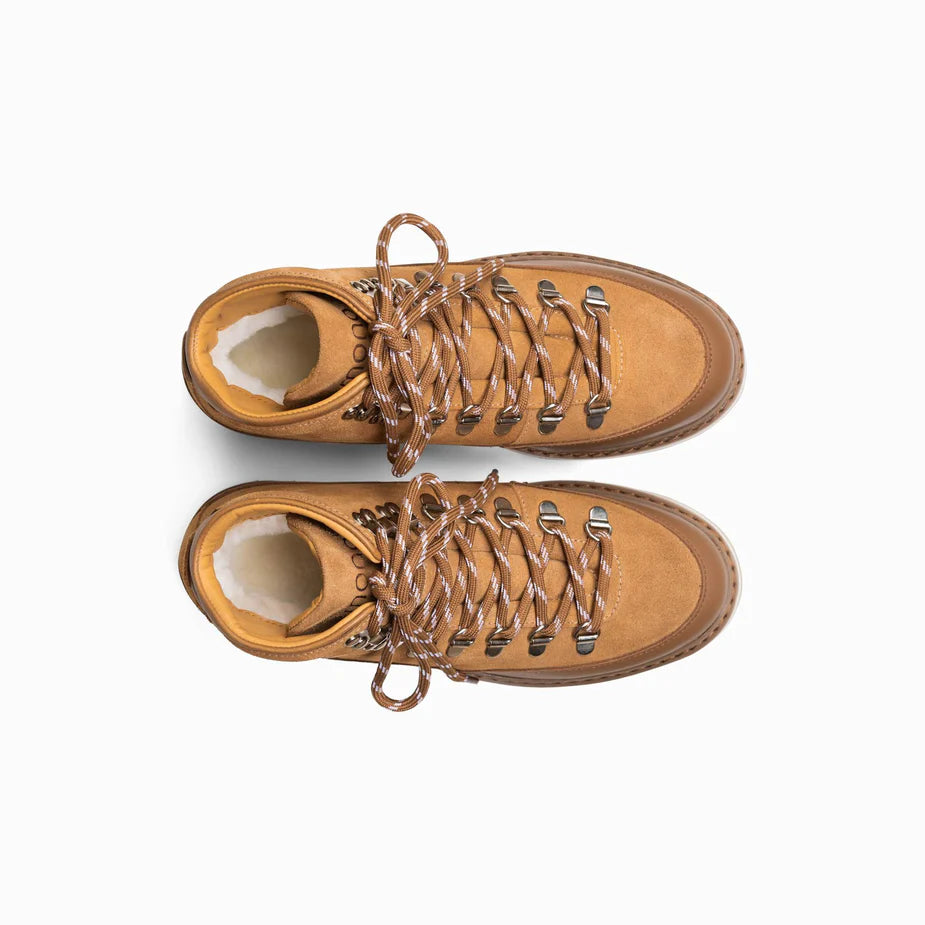 W's Core Cap Suede, Cognac