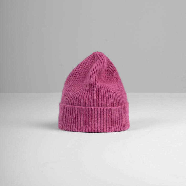 Beanie, Rhubarb